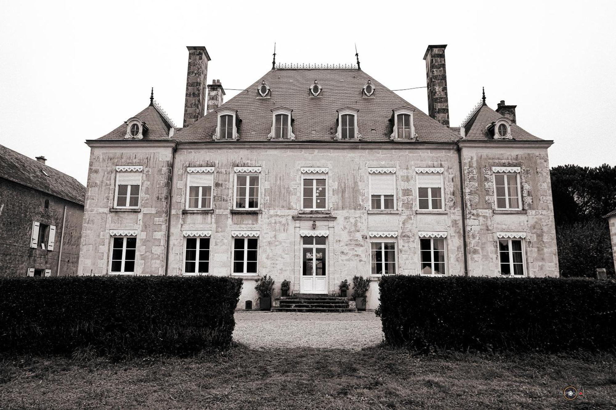 Domaine De La Briouse Bed & Breakfast Sanxay Eksteriør bilde